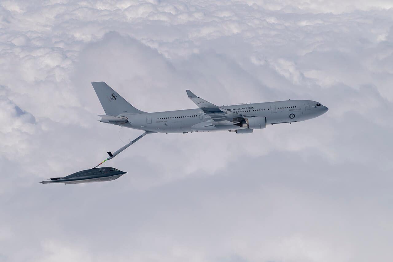 A330 MRTT flying boom refuelling a B-2
