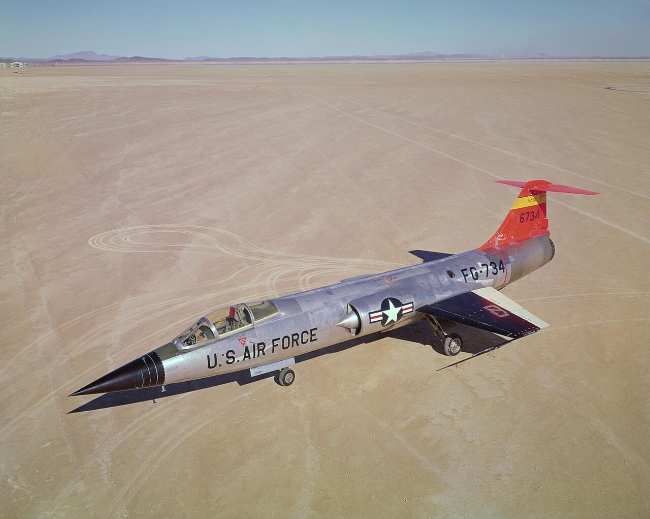 F-104 Starfighter chase plane