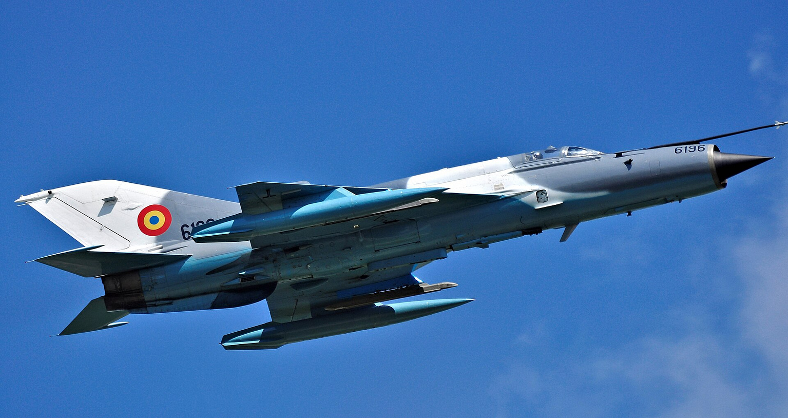 Mikoyan-Gurevich MiG-21 Fishbed in flight