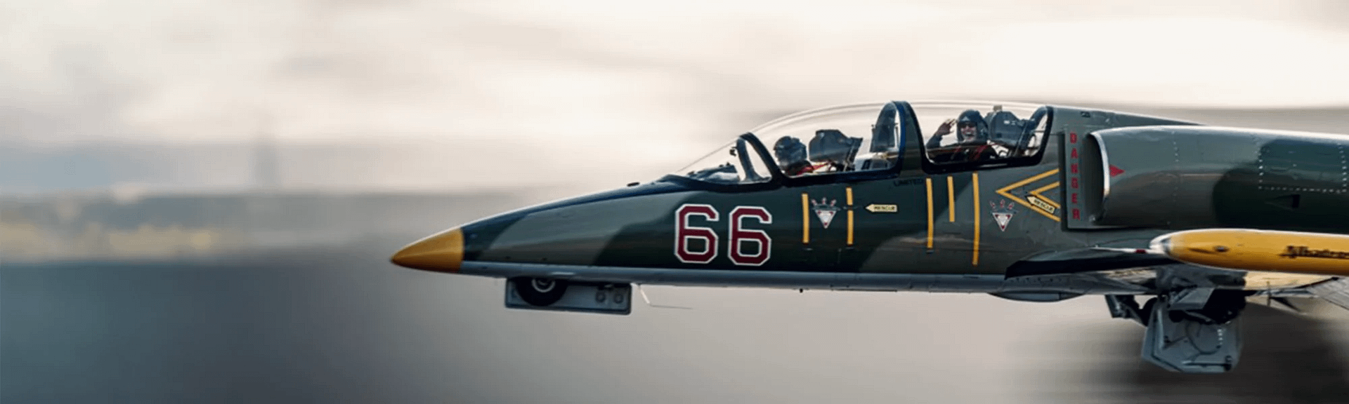 new_l_39_main Hawker Hunter fliegen in der Schweiz