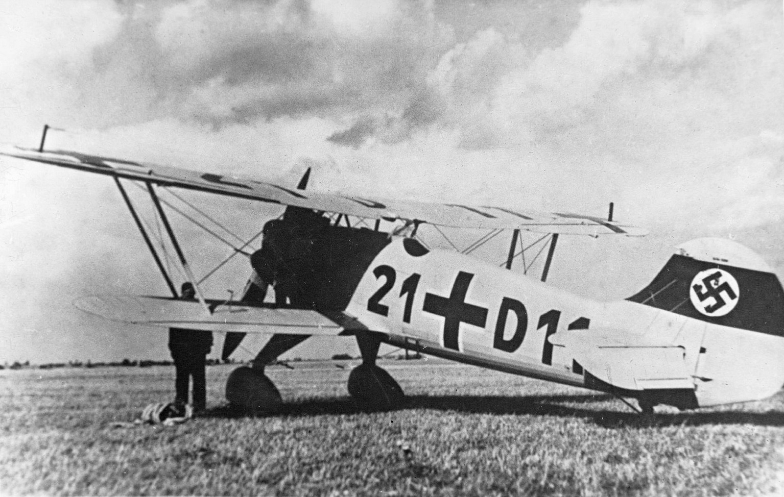 Heinkel He 51 biplane fighter, 1930s. Photo: San Diego Air and Space Museum Archives (CC0).