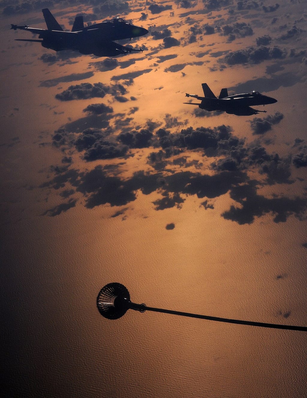 An RAF VC10 tanker refuelling a Canadian F-18, 2011