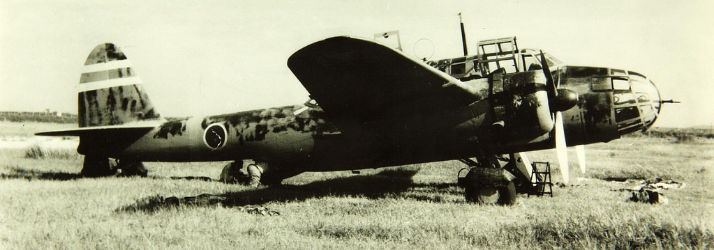 The slim fuselage carried only a modest bombload and three rifle-caliber defensive guns.