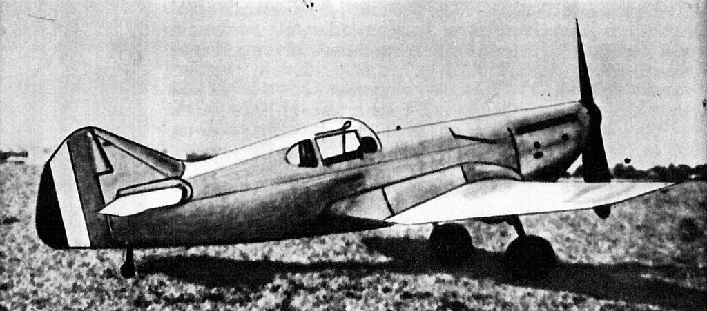 Dewoitine D.520 in flight-line configuration, wartime