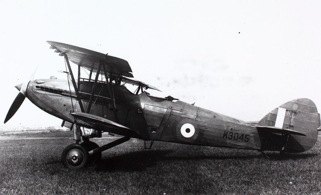 Hawker Hart I K3045 of the RAF. Photo: San Diego Air & Space Museum Archives, public domain.