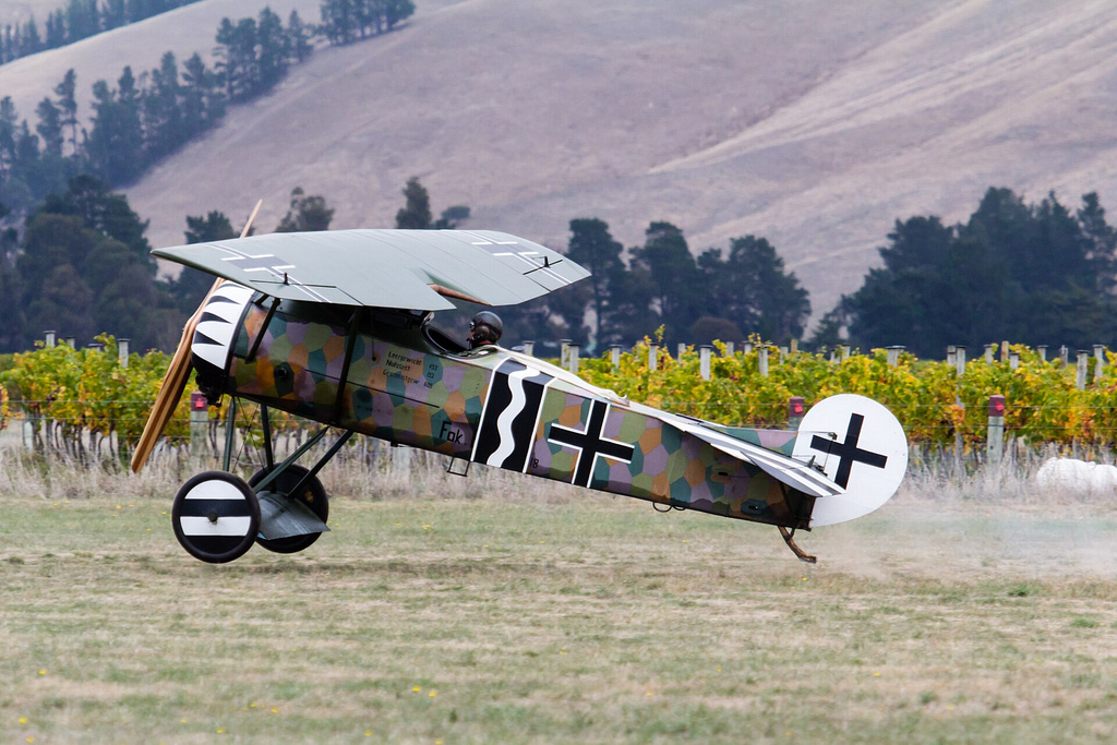 An airworthy Fokker D.VIII reproduction, ZK-FES — modern builds keep the Flying Razor flyi