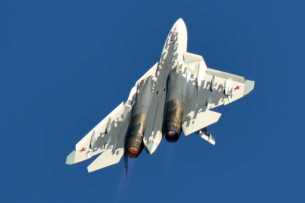 Sukhoi Su-57 Felon in flight