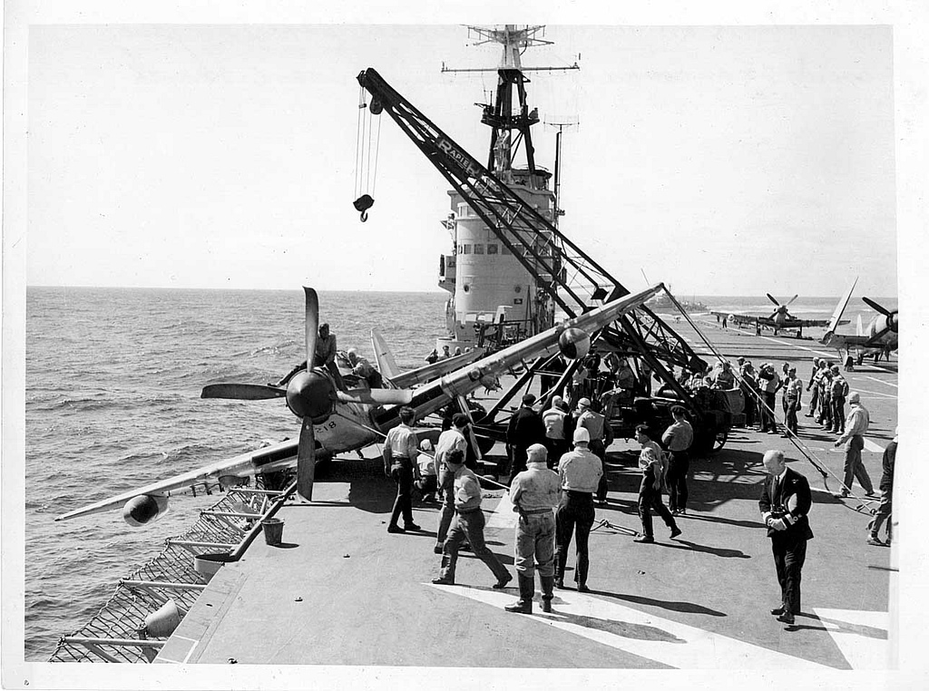 Fairey Firefly on the flight deck of HMAS Sydney
