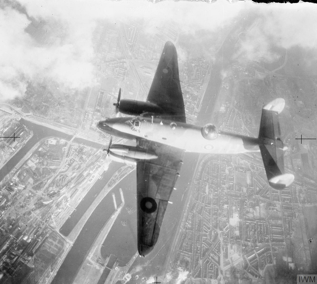 RAF Lockheed Ventura over IJmuiden, 1943. Photo: No. 21 Squadron RAF / IWM, public domain.