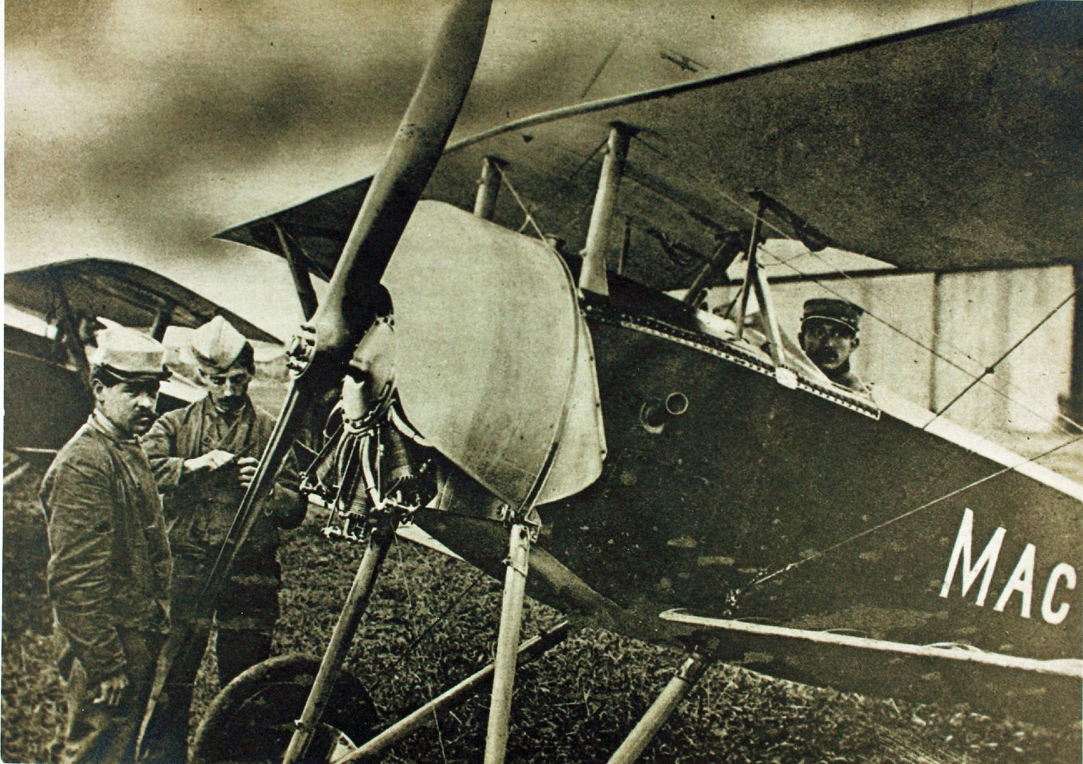 Nieuport 11 of the Escadrille Américaine