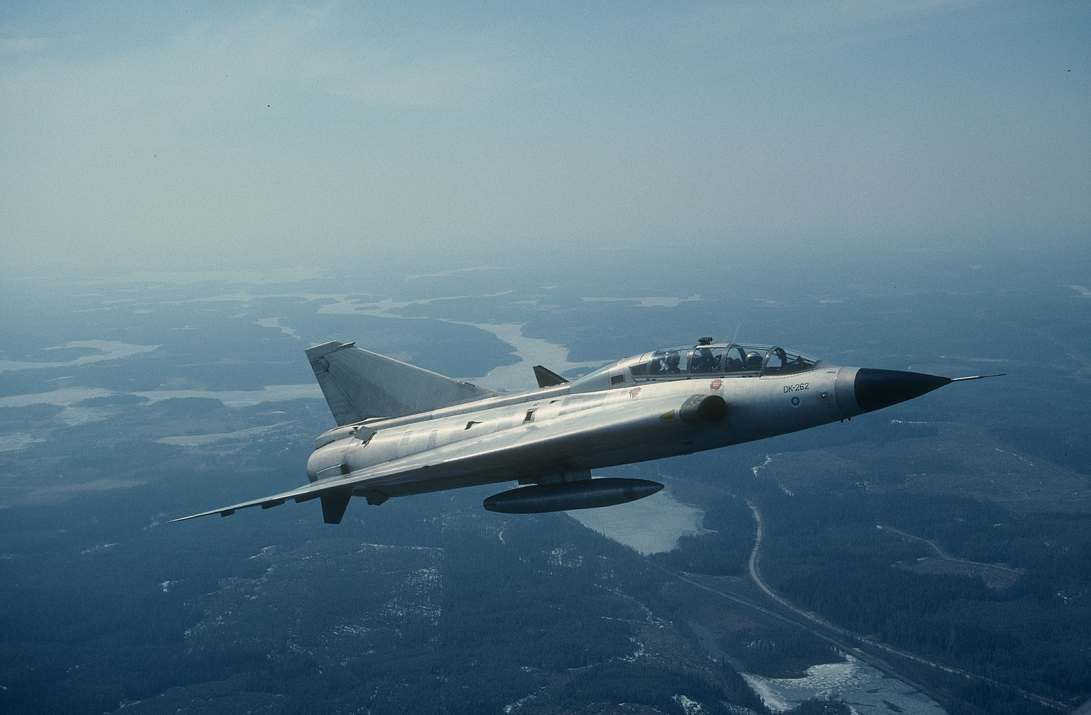 Saab 35 Draken double-delta fighter in flight