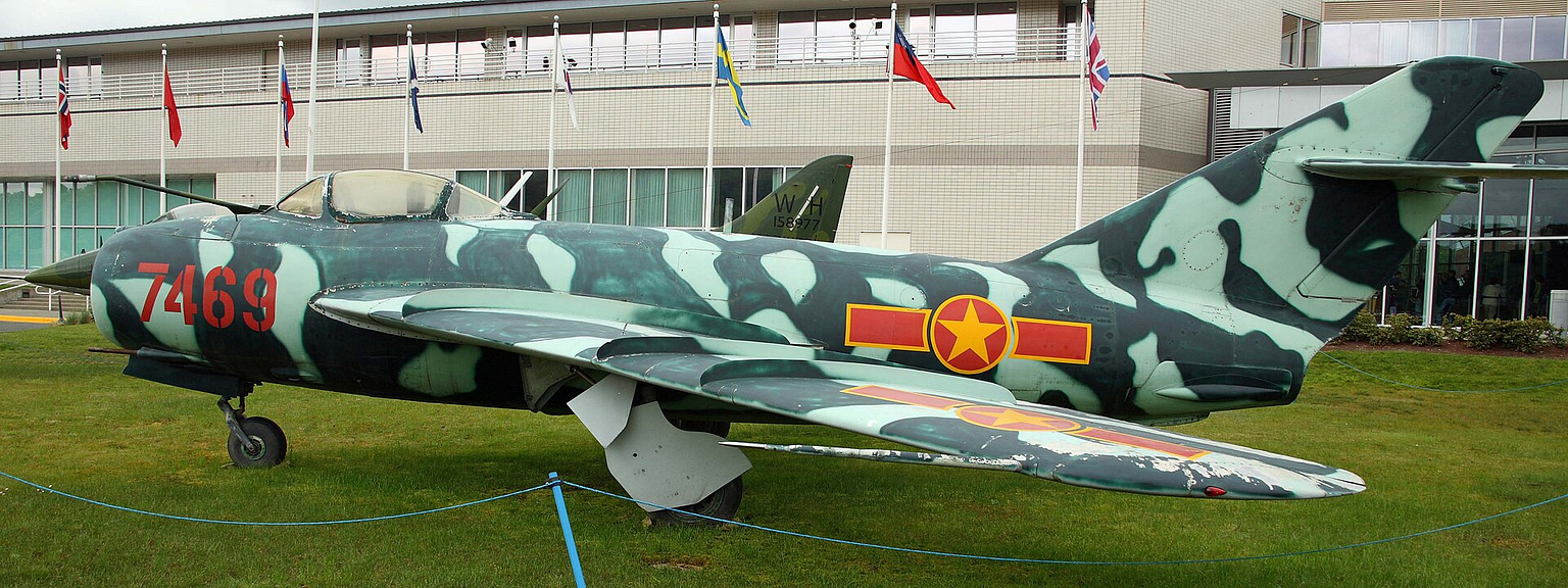 Mikoyan-Gurevich MiG-17 Fresco in Vietnamese camouflage