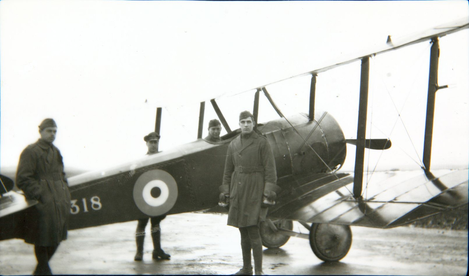 Sopwith Pup with airmen during the First World War