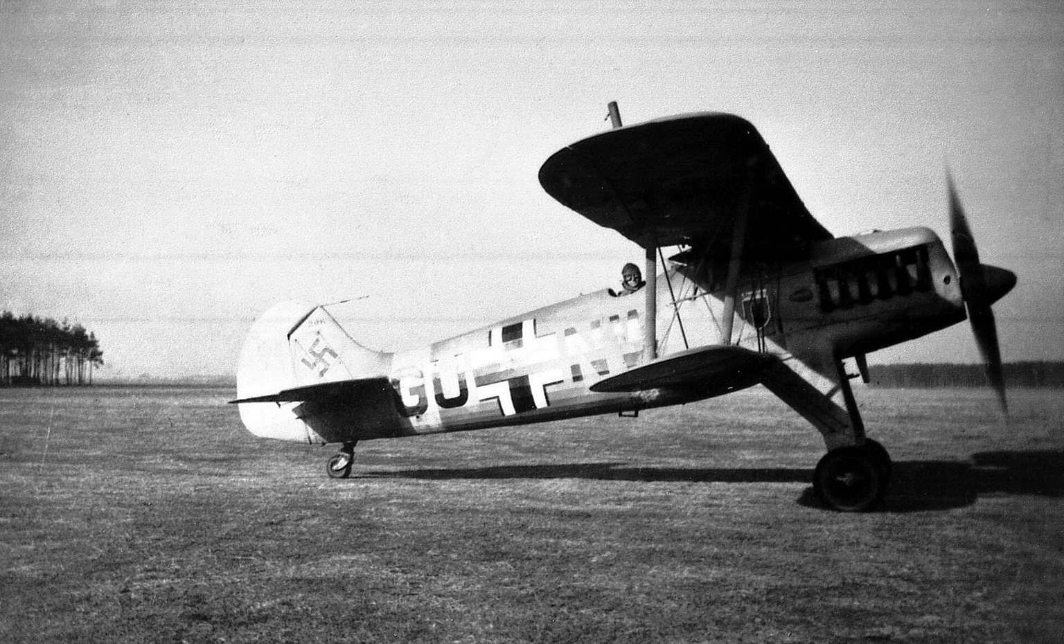 Heinkel He 51 A/C of a Luftwaffe flying school, late 1930s. Photo: public domain via Wikimedia Commons.