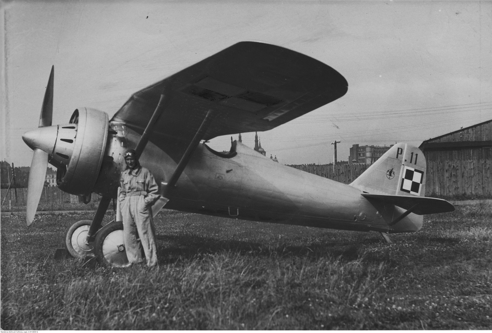 A senior Polish officer before a PZL P.11 in the 1930s. Photo: A. Sitkowski / NAC, public domain via Wikimedia Commons.
