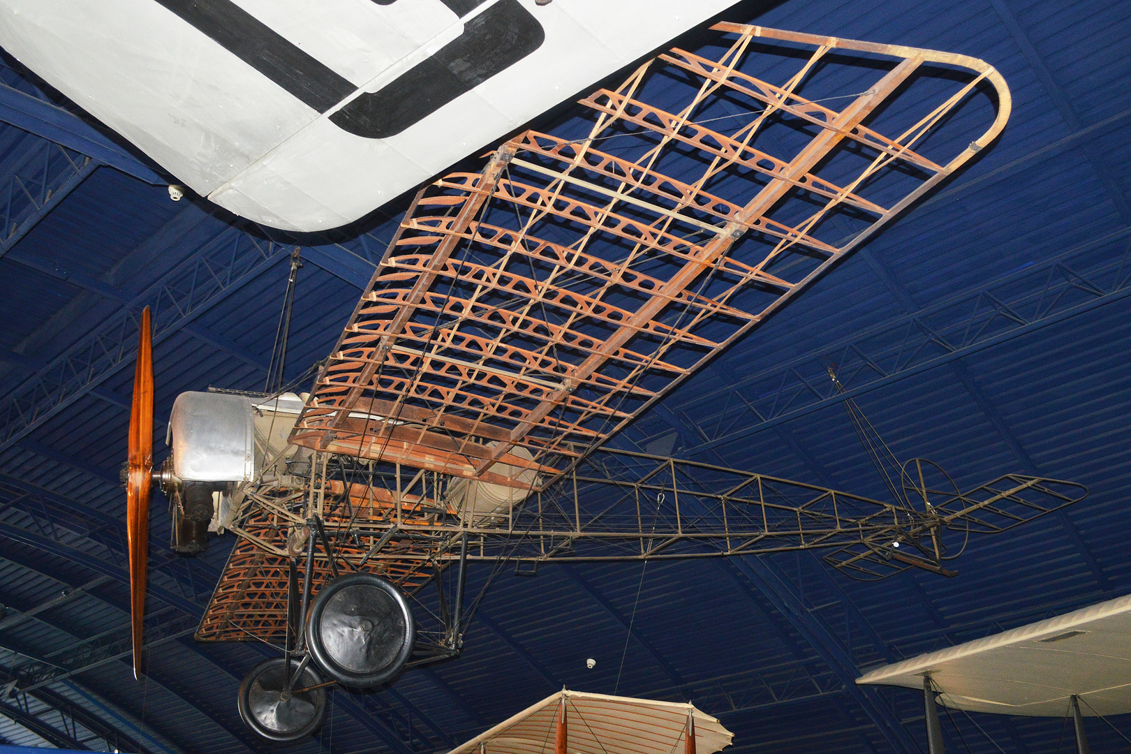 Fokker E.III showing the warping monoplane wing and Oberursel rotary engine