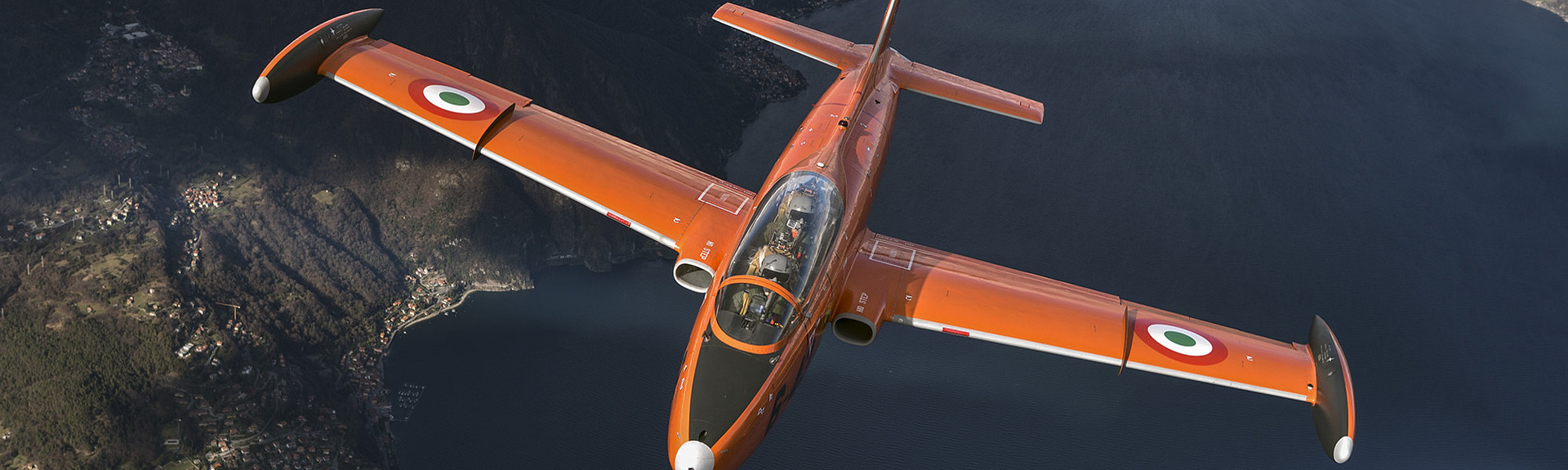 MB-326 Заголовок Реджо-Эмилия Jet Provost in London fliegen
