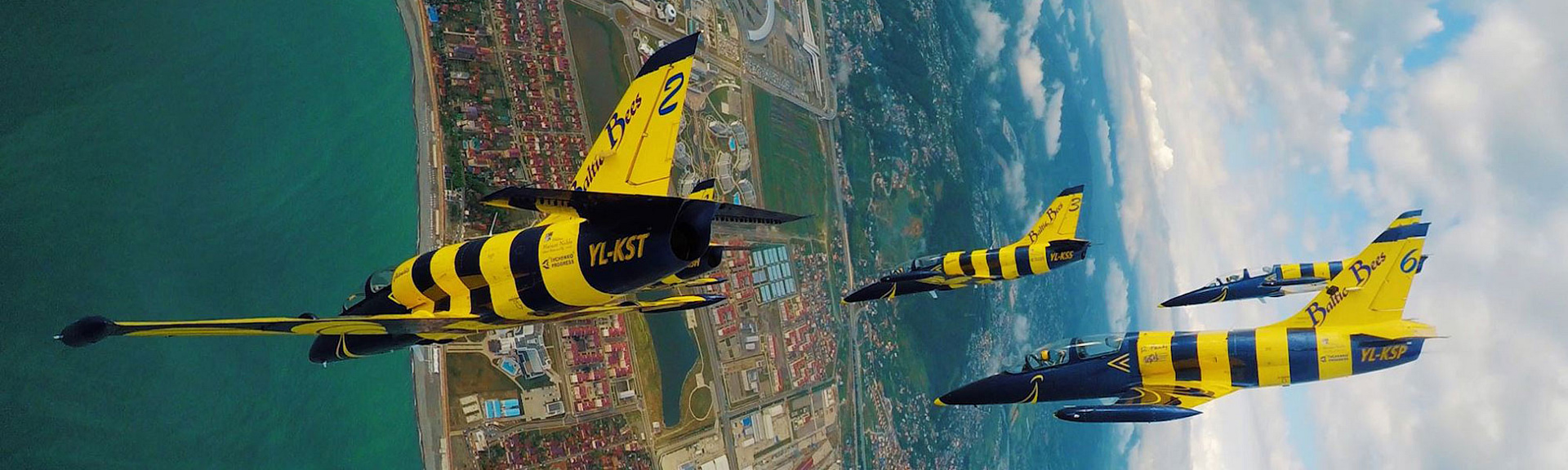 L-39 Albatros in Riga mit den Baltic Bees