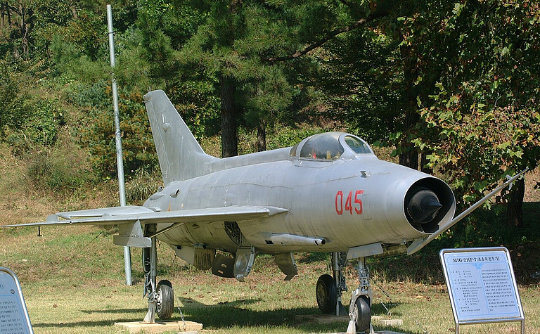 Chengdu J-7 Combat Record — Kills, Losses & Kill Ratio | MiGFlug