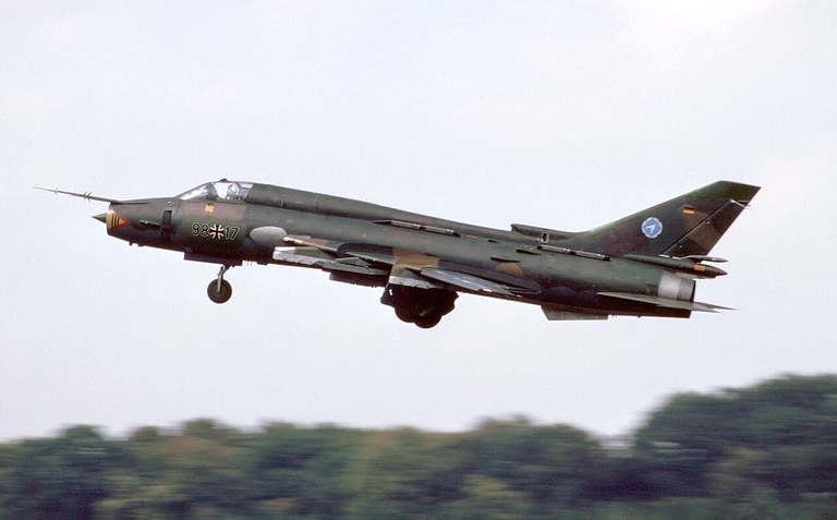 Sukhoi Su-17 / Su-22