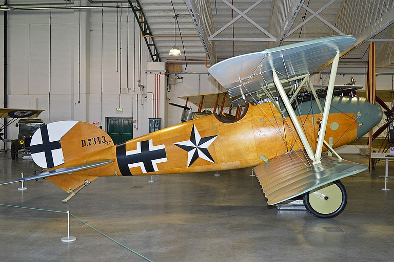Albatros D.III / D.V