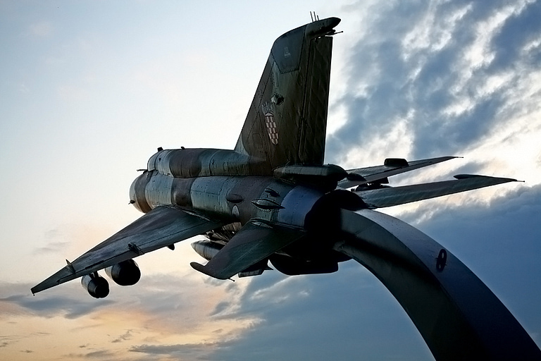 The MiG-21bis the definitive final major variant, with the R-25-300 engine.