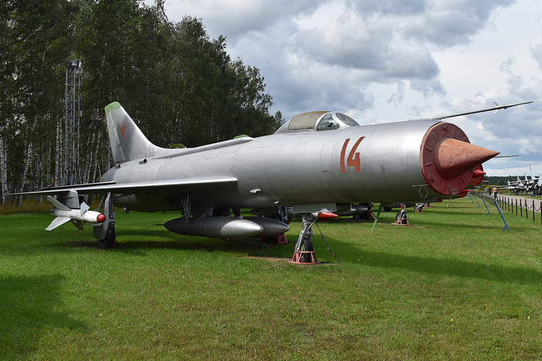 A second view of the Su-11, showing the intake cone and underwing R-8 missile rails.