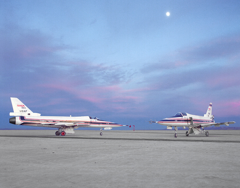 Both X-29s together on the Edwards lakebed the entire fleet was just two aircraft.
