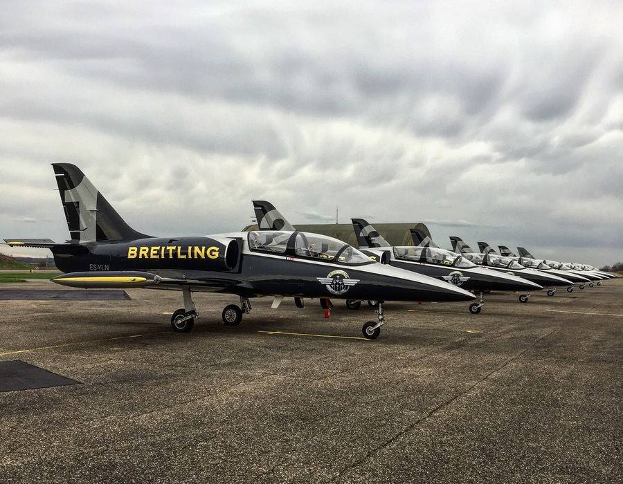 Hawker Hunter fliegen in der Schweiz