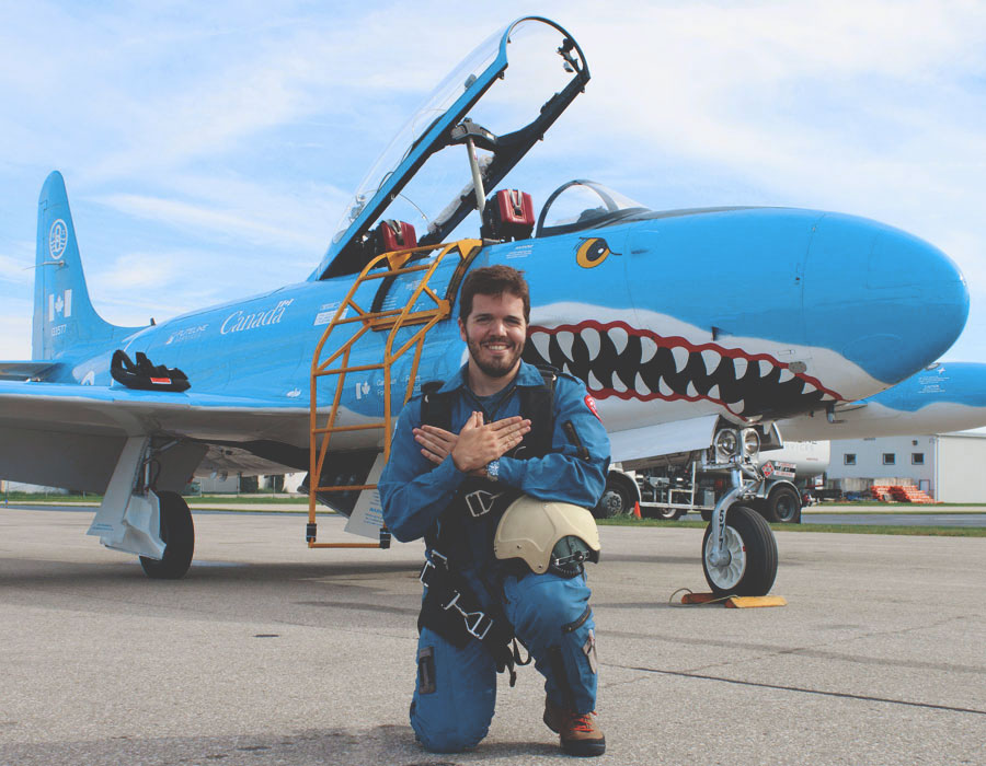 Fighter-Fet-Ride en Canadá el 21 Hawker Hunter vuela en Suiza