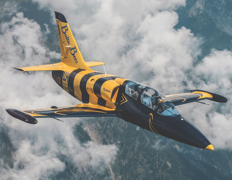 Hawker Hunter fliegen in der Schweiz
