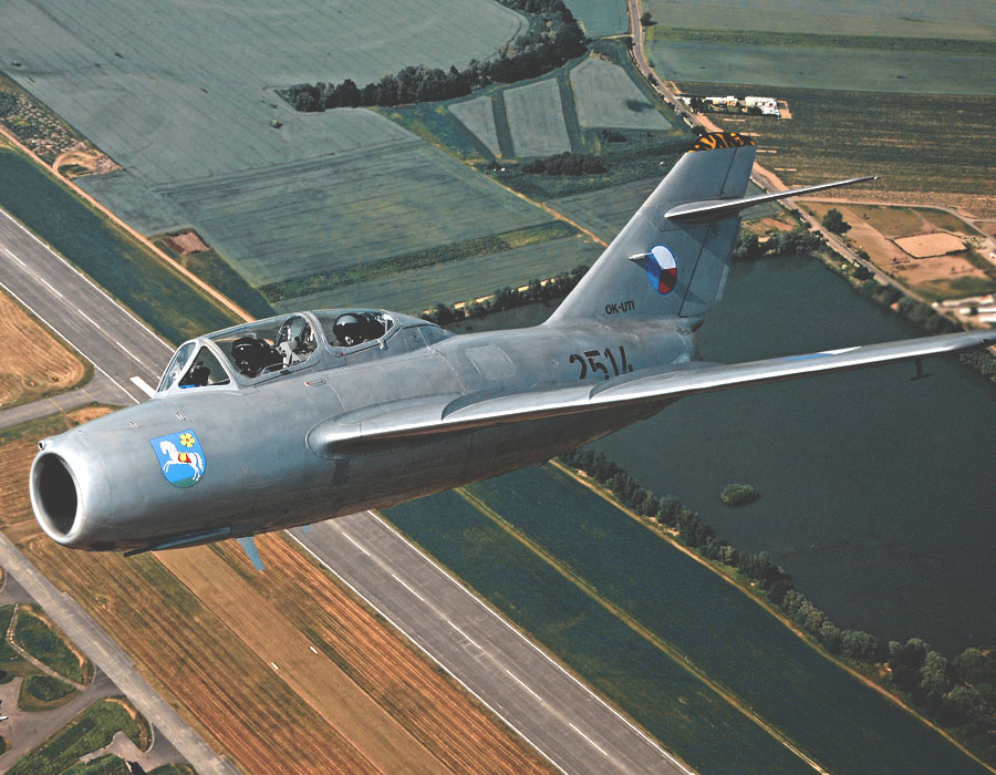 mig-15-fagot-fighter-mo-2-1-21 Hawker Hunter fliegen in der Schweiz