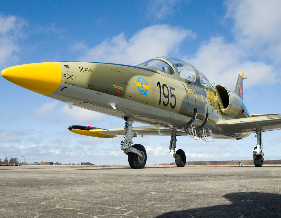 l-39-texas-main-phone L-39 Albatros vliegt in Kalifornien