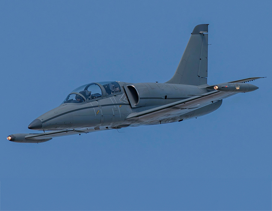 trento-mobile Hawker Hunter fliegen in der Schweiz