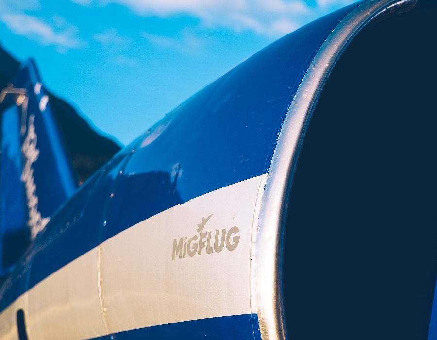 migflug_900x700 ホーカー ハンター フリーゲン イン デア シュヴァイツ