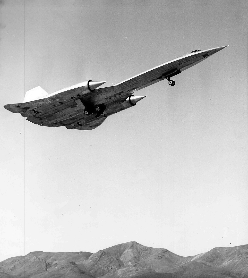 An early A-12 test flight in 1962 from the secret Groom Lake site in Nevada.