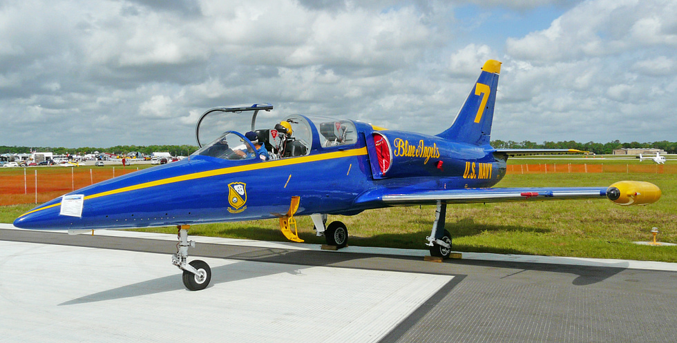 A civilian L-39 in Blue Angels-style colours at a US airshow.