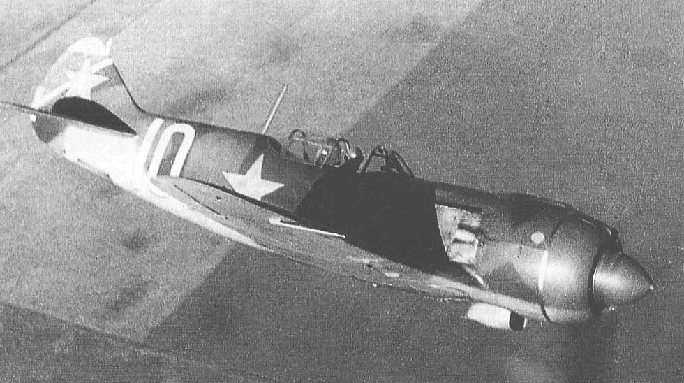 A Lavochkin La-5F in flight the radial transplant that saved a failing fighter.