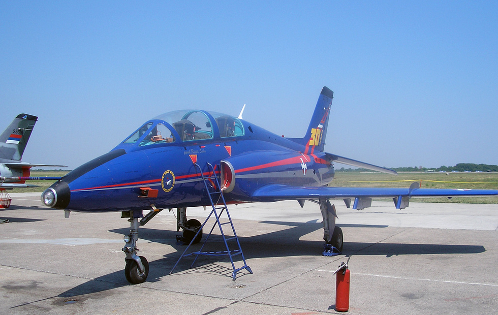 Soko G-4 Super Galeb in Flying Stars display colours