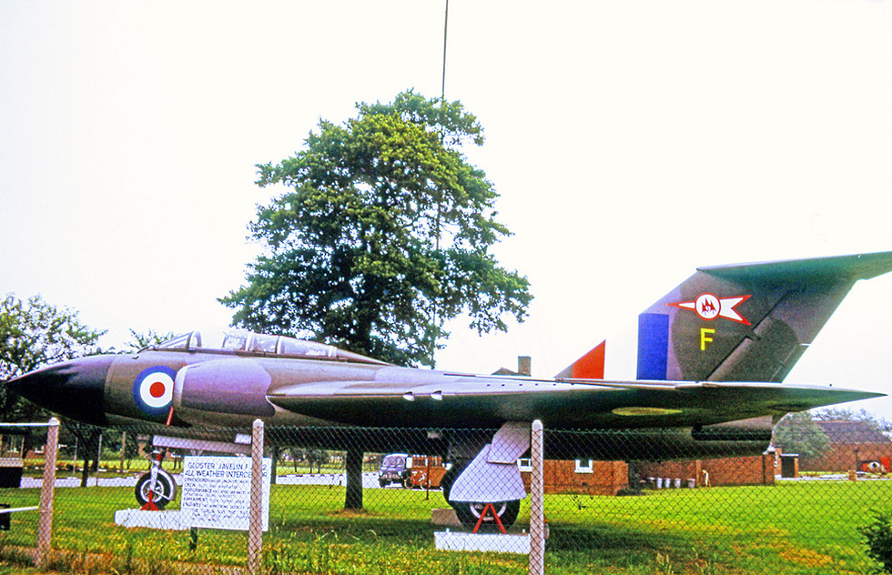 A Javelin FAW.2 with the American APQ-43 radar in its nose.