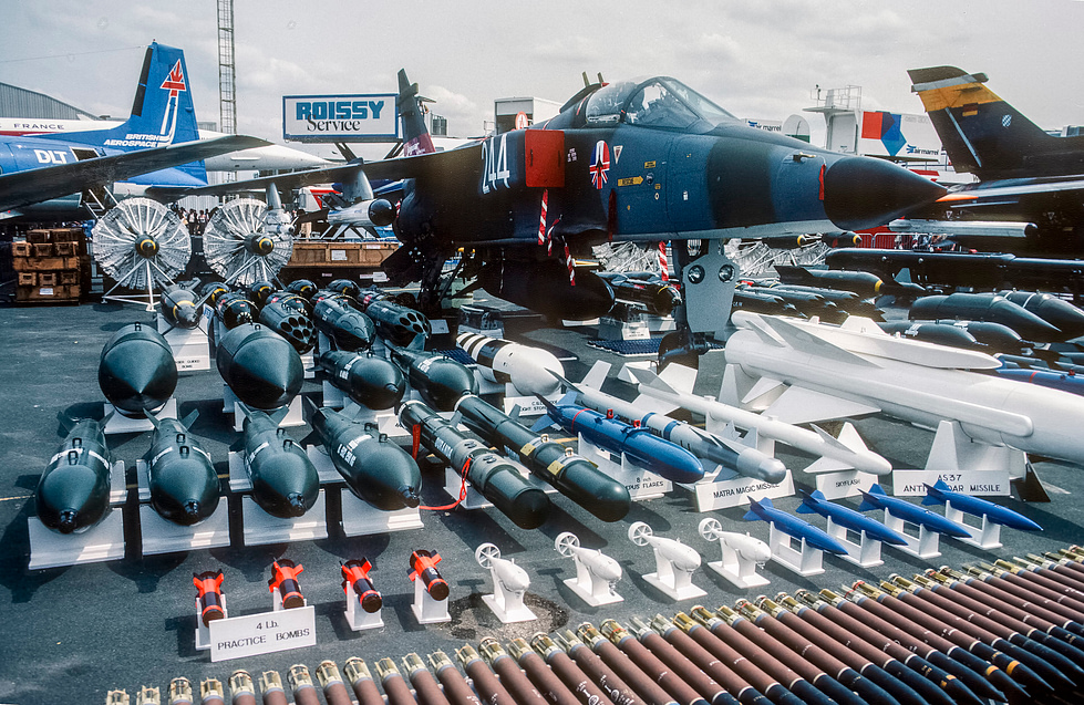 A Jaguar on display at the 1981 Paris Air Show, early in its European career.