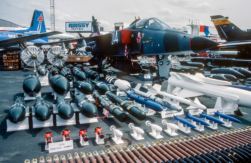 A Jaguar on display at the 1981 Paris Air Show, early in its European career.