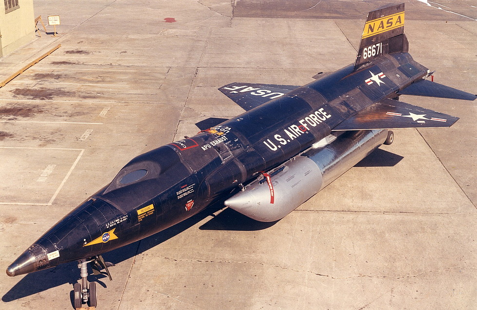The modified X-15A-2 with its two external propellant tanks the Mach 6.7 configuration.