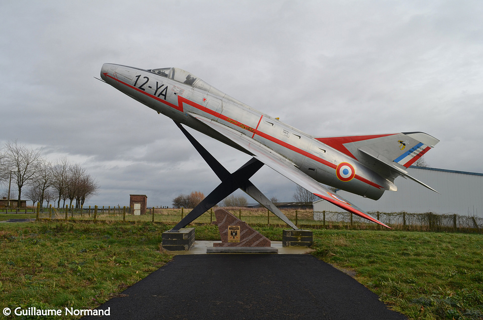 A Super Mystre B.2 in French Air Force markings Western Europes first mass-produced supersonic jet.