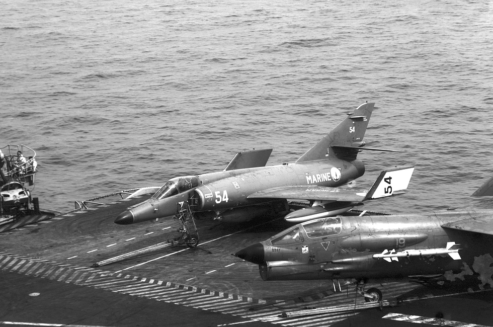 A Super Étendard on a carrier flight deck the small decks it was designed to operate from.
