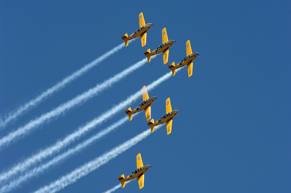 Civilian Beechcraft Mentors of a formation team the types popular second life.