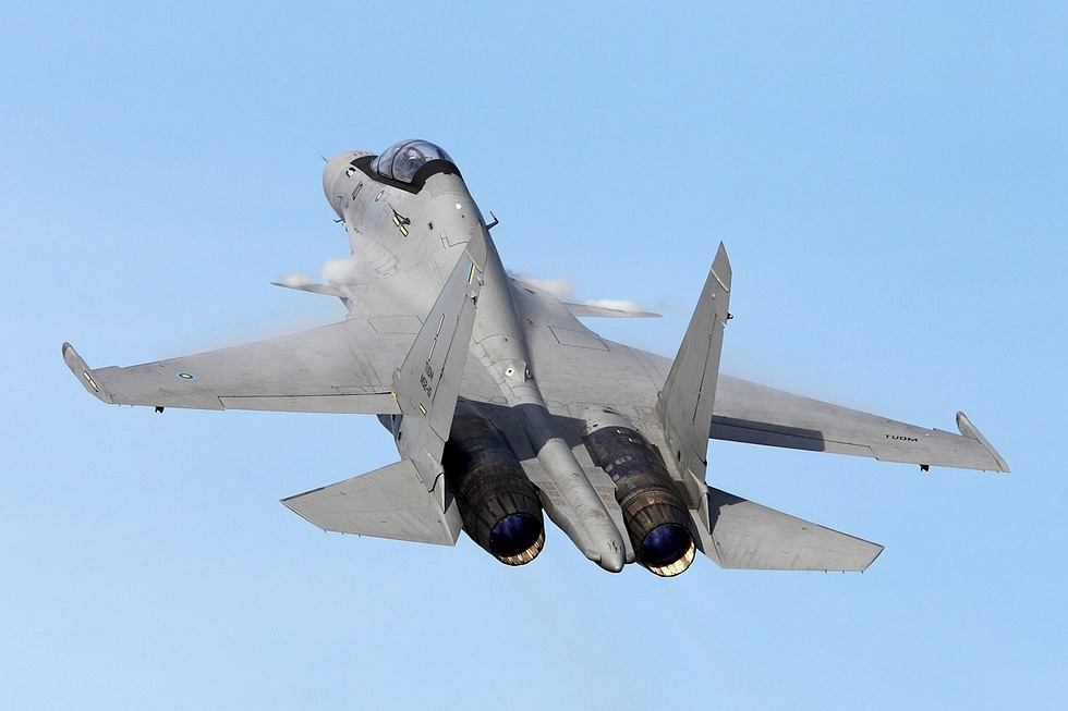 The twin AL-31FP thrust-vectoring nozzles that give the Su-30 its supermaneuverability.