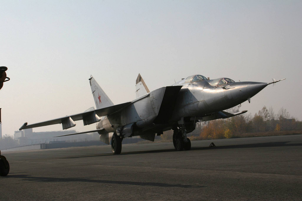Close-up of a MiG-25 Foxbat nose and pitot boom on the ramp