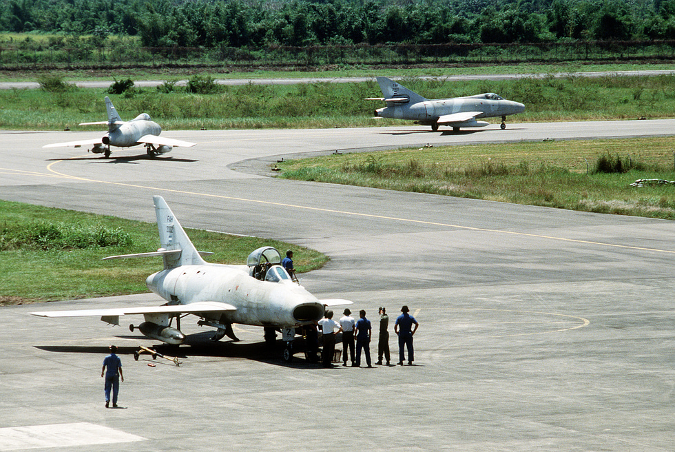 A Honduran Air Force Super Mystre Honduras was the last operator, flying them until 1996.