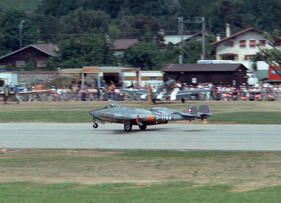 A Swiss Air Force Venom on the ground in 1982 Switzerland flew the type longer than any other nation, until 1983.